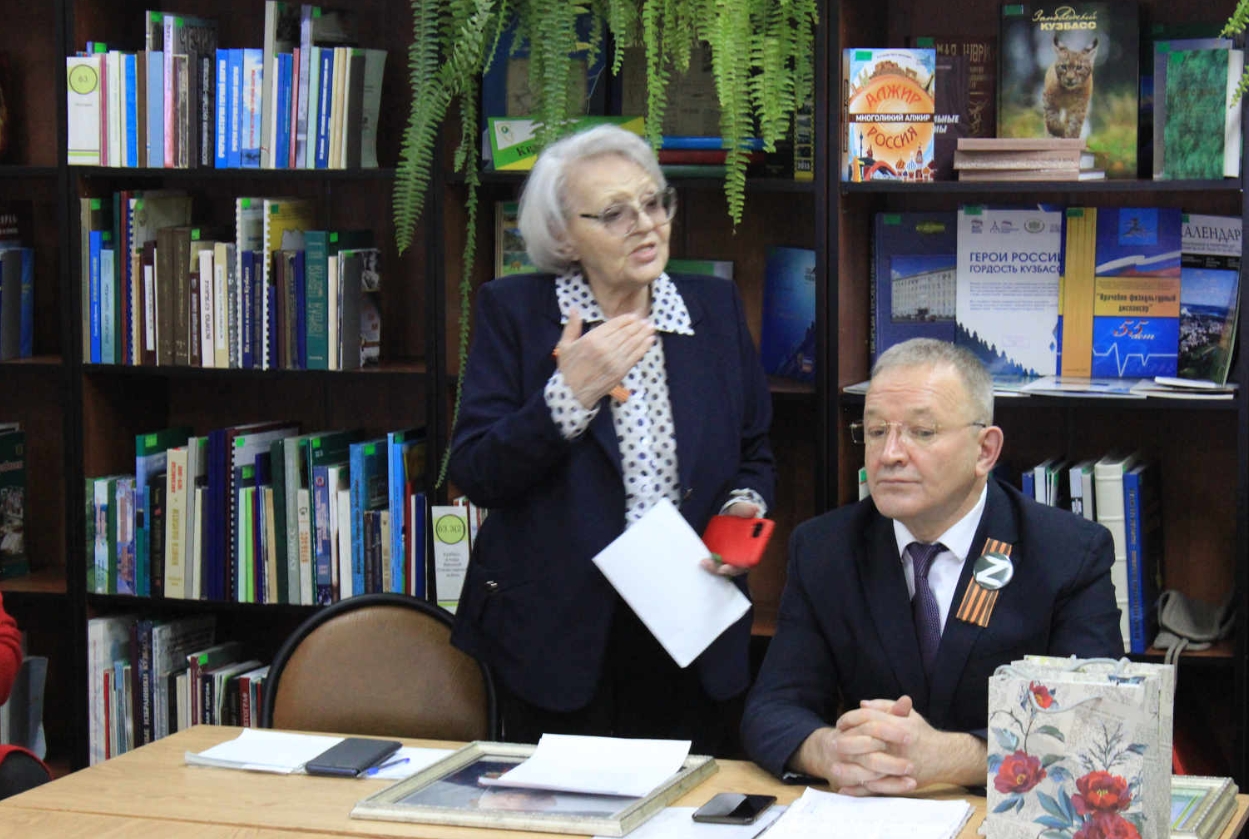 17.01.23 Презентация проекта. Краеведческое объединение «Серебряный ключ». Библиотека им. Гоголя. Мельникова А.М.